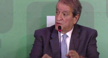 Valdemar Costa Neto é preso por porte ilegal de arma